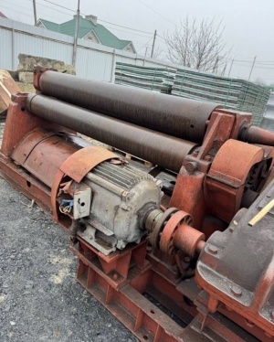 Вальцы трехвалковые И2222