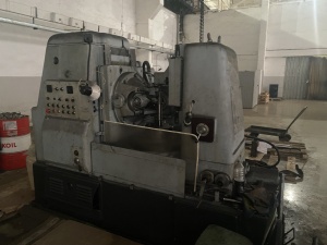 Зубофрезерный станок 5к32