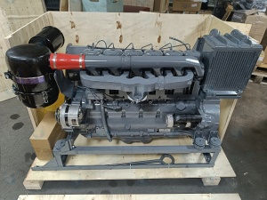 Дизельный двигатель Deutz F6L914