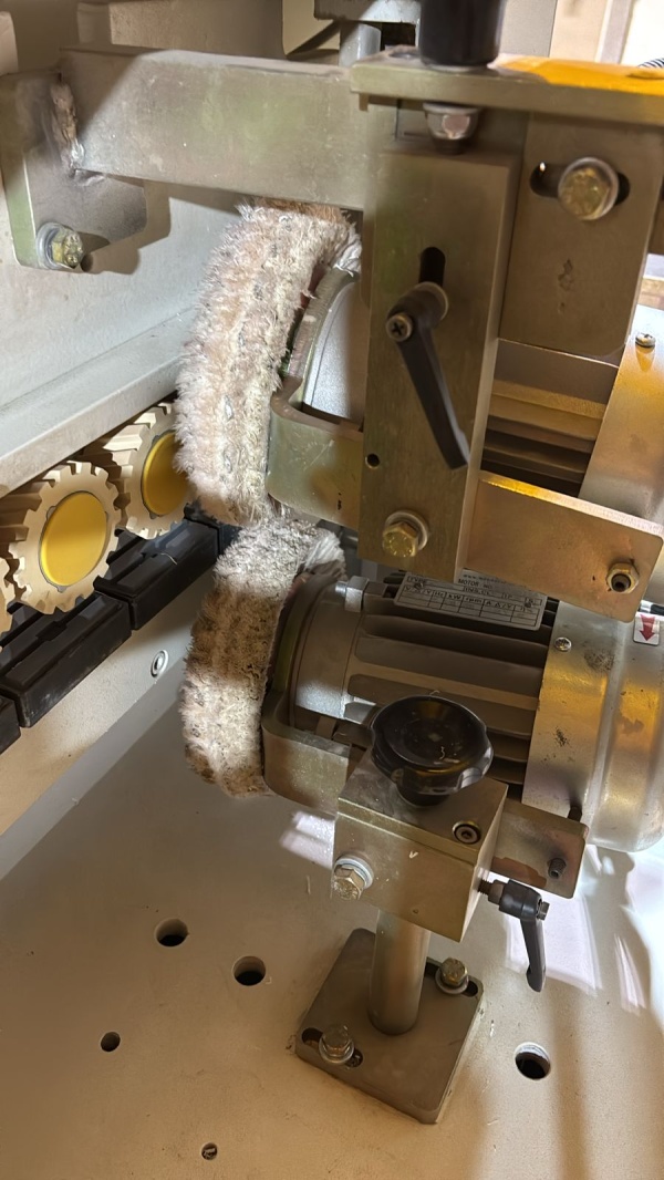 Кромкооблицовочный станок FL - 430 (MFB 600)