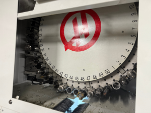 5-осевой вертикальный обрабатывающий центр HAAS UMC 1500 DUO