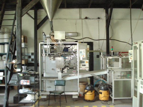 Фасовочно упаковочное оборудование OMAG для фасовки в 4-х шовные саше пакеты