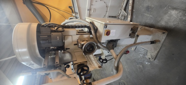 Центро-шлифовальный станок Technica ZSM-810