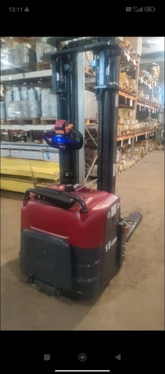 Сaмоходный Штaбелеp СDD 15