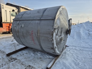Емкость нержавеющая с рубашкой и термоизоляцией