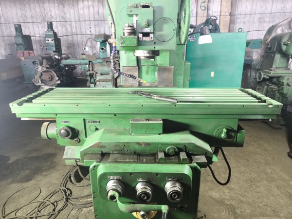 Fss-400 вертикальный консольно-фрезерный станок