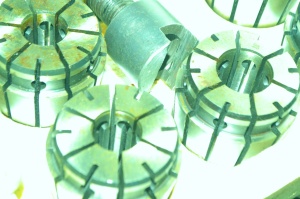 Цанговый патрон с набором цанг. Конус 45 (исо 45)