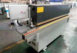 Кромкооблицовочный станок F500 EDGE BANDER