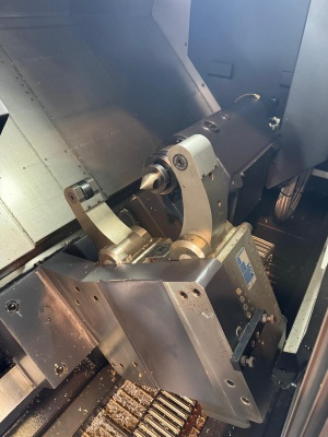 Токарный станок Doosan Puma 5100LM