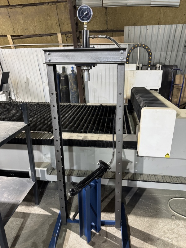 Пресс гидравлический