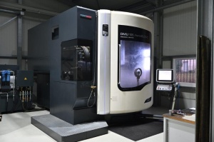 5-осевой вертикальный обрабатывающий центр DMG Mori DMU 105 monoblock