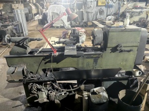 Токарный станок