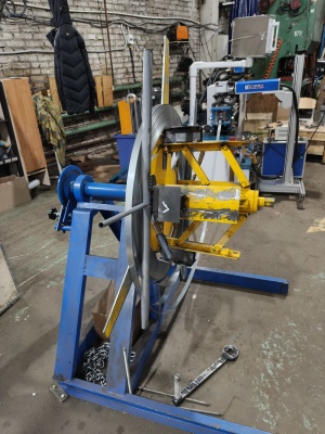 Неприводной консольный разматыватель рулонного металла 300мм