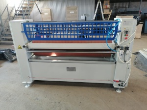 Клеенаносящий станок(клеемаз) 1600