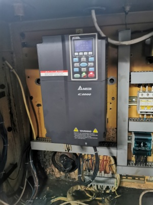 Токарно- винторезный 16А20Ф3