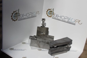 Клиновые опоры 110, 130