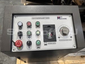 Полуавтоматический ленточнопильный станок с поворотной рамой LSZ4040-N000T0