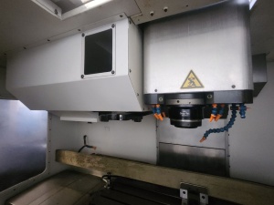 4 осевой вертикальный центр MIKRON MILL E 1200