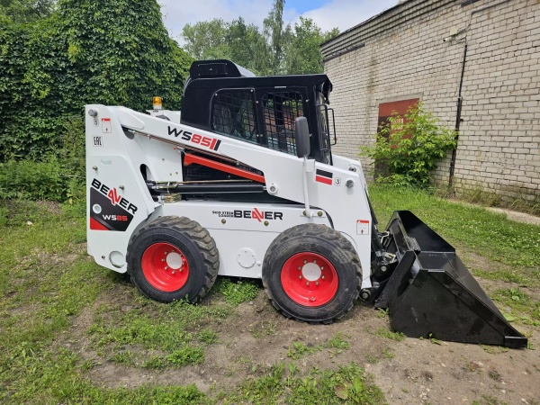 Колесный минипогрузчик Beaver WS85