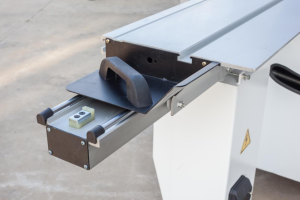 Циркулярная пила с подвижным столом UA3800S