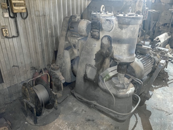 Молот кузнечный