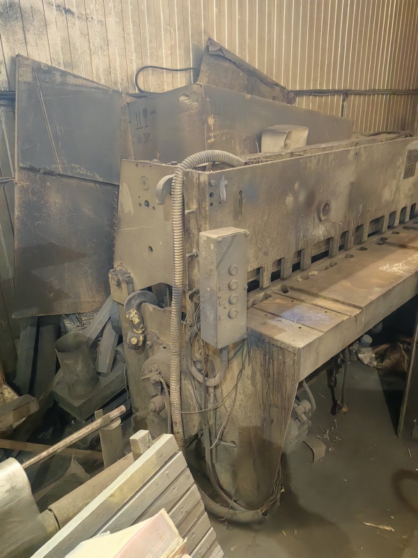 Гильотины 3414