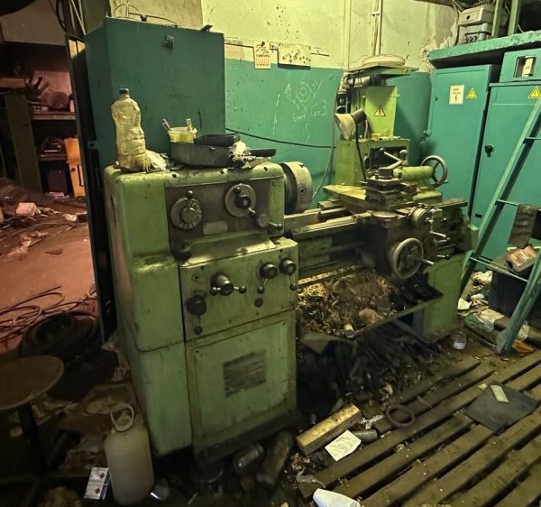 Токарный станок 1М61 (универсальный, винторезный)