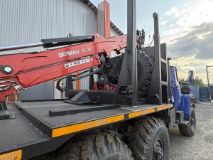 Лесовоз Урал ЯМЗ-236НЕ2 турбированный с новым манипулятором Велмаш