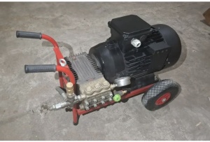 Насос опрессовочный электрический 500 бар