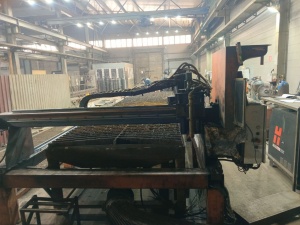 Продаём машину газопламенной и плазменной резки модели Hypertherm MAXPRO200