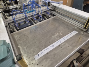 Самонаклад, для позиционирования сторонок переплетной прышки