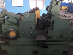 Бесцентрошлифовальный станок 3Е184В