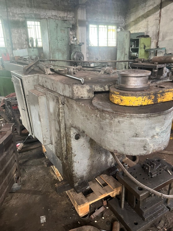 ИБ3428 машина трубогибочная для профильной трубы