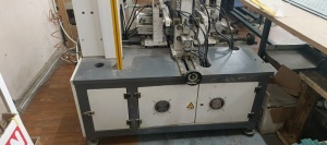 Полуавтоматическая машина для оклейки коробок HM320