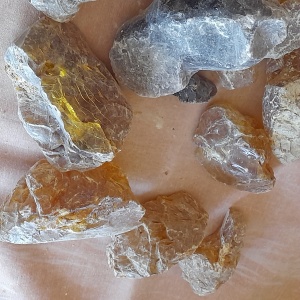 Для радиолюбителей канифоль из СССР