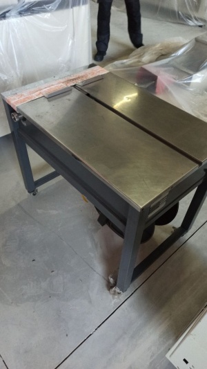 Полуавтоматическая стреппинг-машина