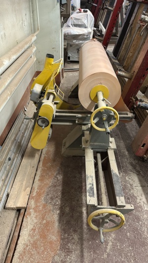 Станок для резки рулонных материалов (бобинорезка)