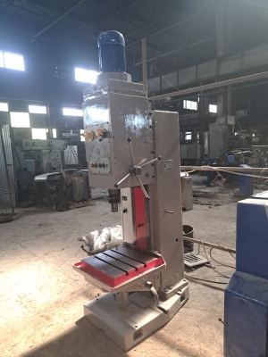 Осуществляем продажу вертикально-сверлильного станка 2С132