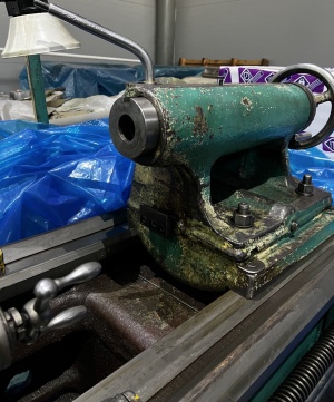 Станок универсальный токарно-винторезный 163