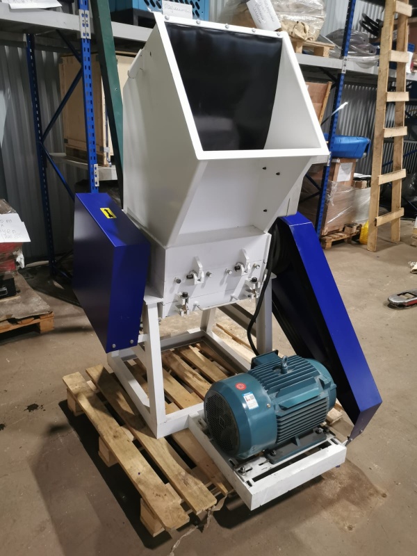 Дробилка для пластика PN dsnl-500