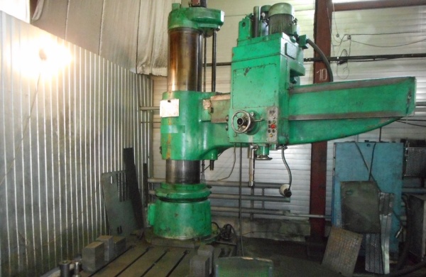 Радиально-сверлильный станок 2М57 (до 75 мм)