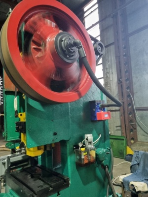 пресс кривошипный КД2326 после капремонта