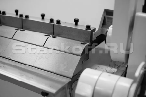 Гидравлический листогибочный пресс HW1300x3,5