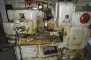 Зубострогальный станок 5А250П