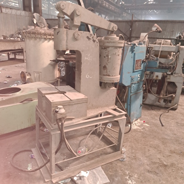 Пресс пневматический малый