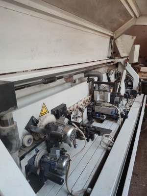 Кромкооблицовочный прямолинейный станок Tecnoma 84