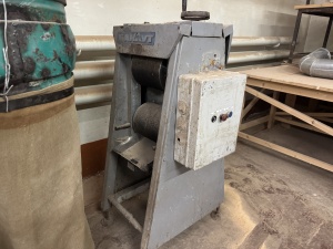 Устройство нанесения клея УНК 009 Бакаут