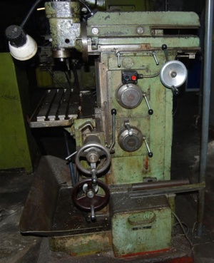 Станок универсально-фрезерный 675 1971 г.в