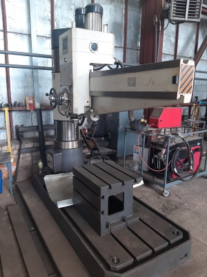 Осуществляем продажу радиально-сверлильного станка FR5016 (максимальный диаметр сверления 50 мм)