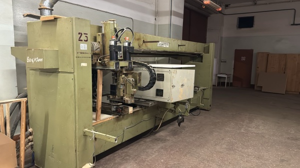 Сверлильно-фрезерный станок Biesse Rover 49